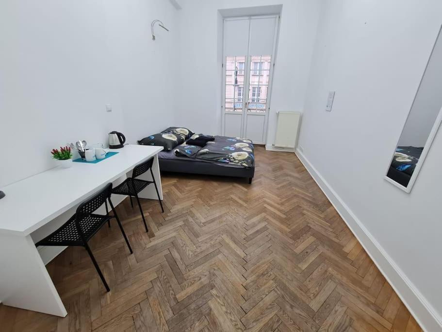 Fantastic - Ns51 Room A Варшава Екстер'єр фото
